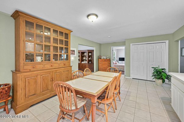 Dining room, Interior