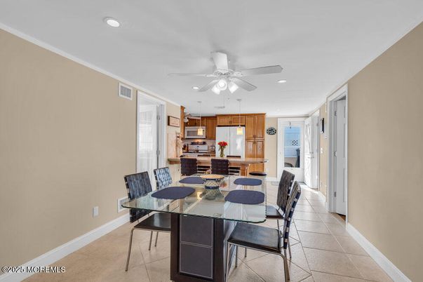 Dining room, Interior, Kitchen, Pendant Lights, Recessed Lighting