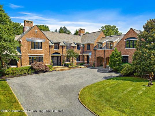 Backyard, Exterior, Facade, Brick Facade, French Provincial