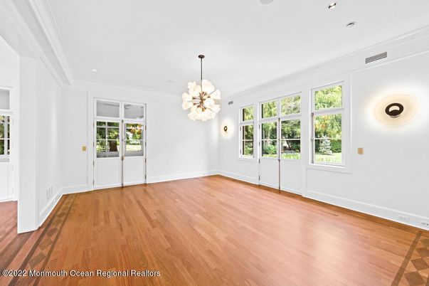 Empty room, Interior, Pendant Lights, Recessed Lighting, Wood Texture Flooring