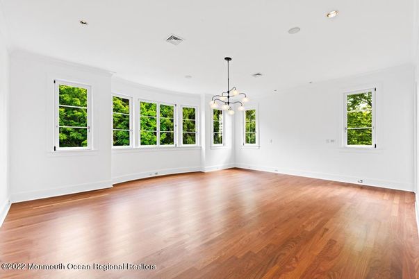 Empty room, Interior, Pendant Lights, Recessed Lighting, Wood Texture Flooring