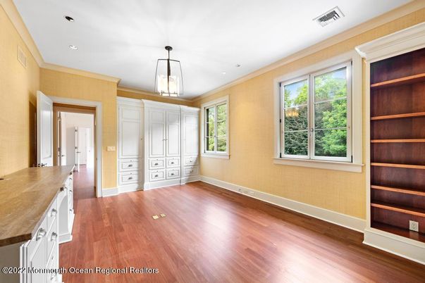 Empty room, Interior, Pendant Lights, Recessed Lighting, Wood Texture Flooring