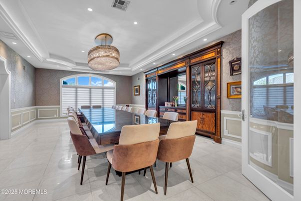 Chandelier, Dining room, Interior, Recessed Lighting