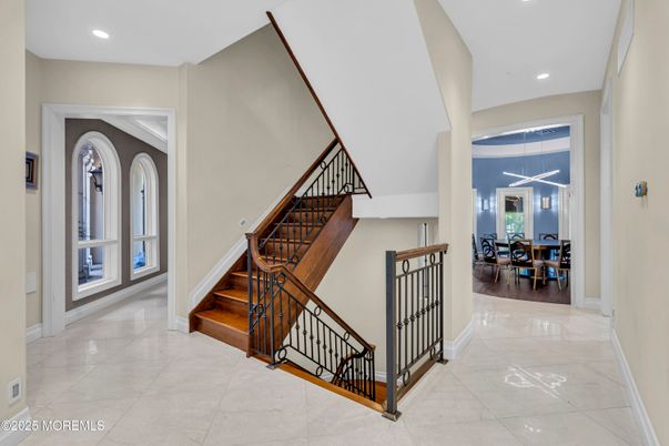 Dining room, Interior, Recessed Lighting
