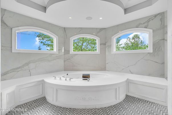Bathroom, Interior, Marble Walls, Recessed Lighting