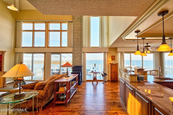 Interior, Living room, Pendant Lights, Water, Wood Texture Flooring