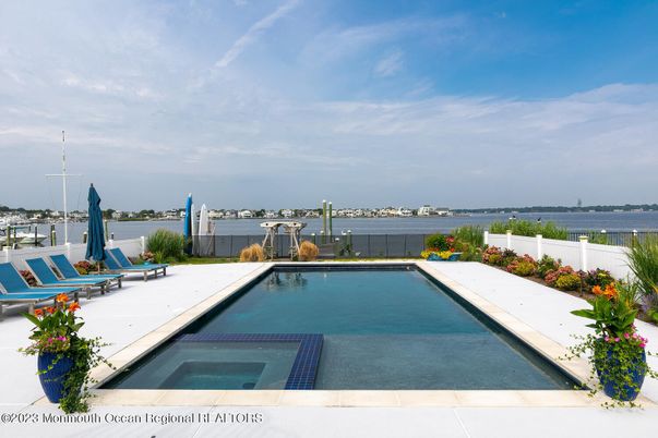 Exterior, Pool, Water