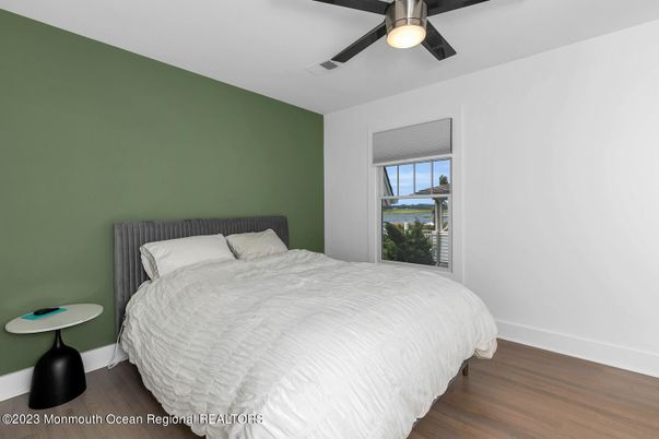 Bedroom, Interior, Water, Wood Texture Flooring