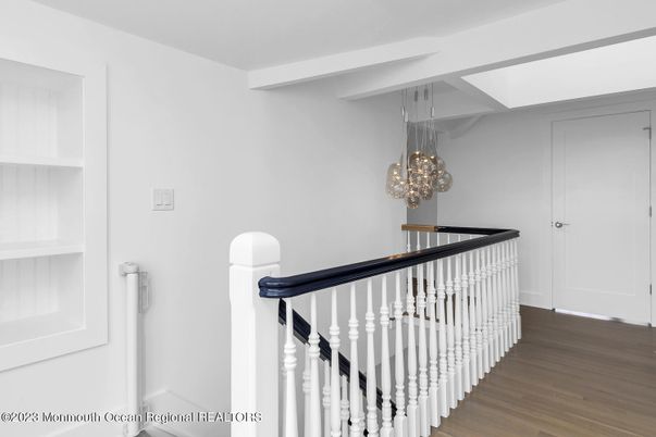 Interior, Pendant Lights, Wood Texture Flooring