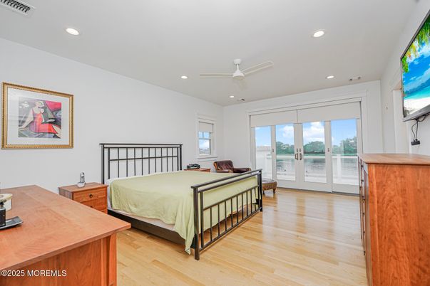 Bedroom, Interior, Recessed Lighting, Water, Wood Texture Flooring