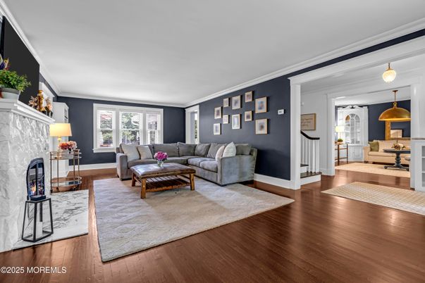 Interior, Living room, Pendant Lights, Wood Texture Flooring