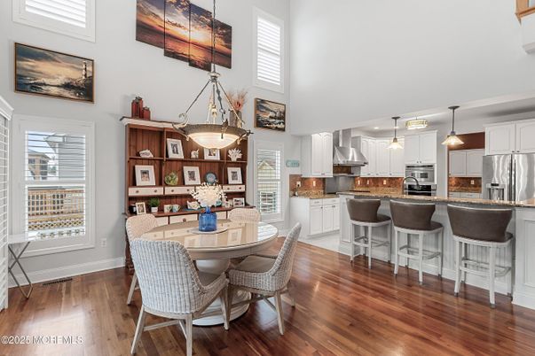 Dining room, Interior, Kitchen, Pendant Lights, Stainless Steel Appliances, Wood Texture Flooring
