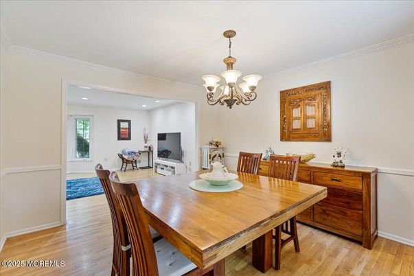 Chandelier, Dining room, Interior, Recessed Lighting, Wood Texture Flooring