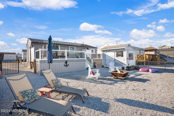 Backyard, Exterior, Hot Tub