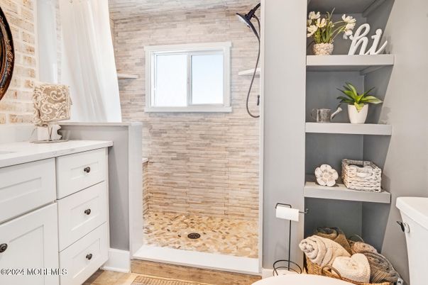 Bathroom, Interior, Wood Texture Flooring