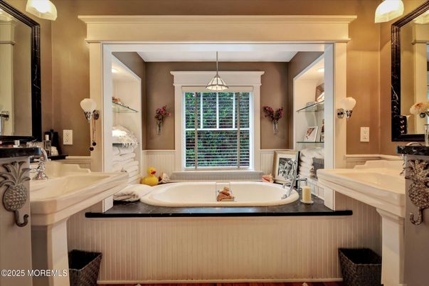 Bathroom, Interior, Pendant Lights