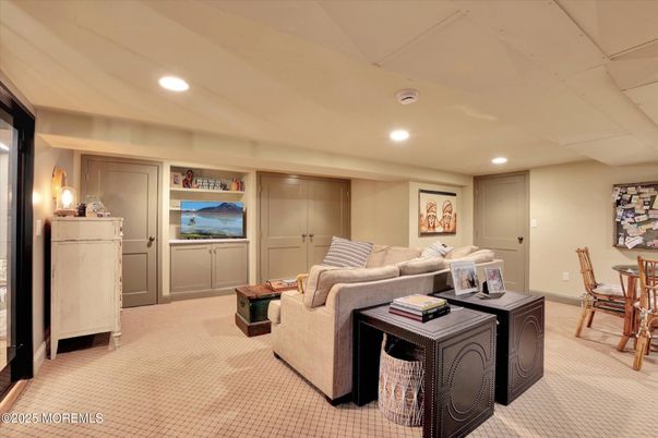 Dining room, Interior, Living room, Recessed Lighting