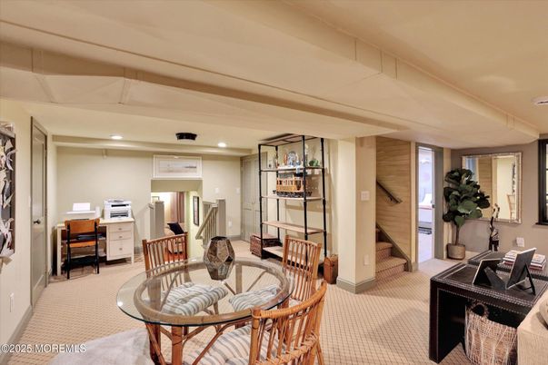 Dining room, Interior, Recessed Lighting