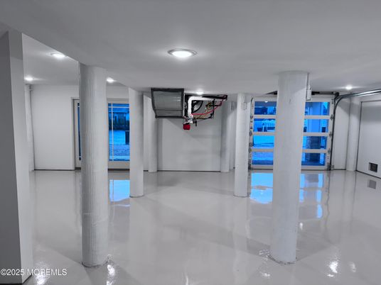Garage, Interior, Recessed Lighting