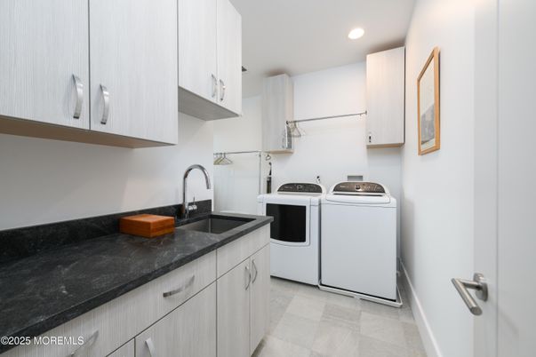 Interior, Recessed Lighting, Washer