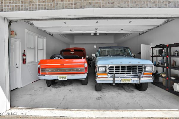 Garage, Interior