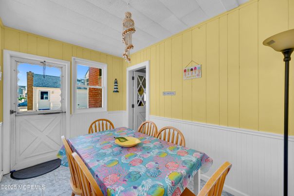 Dining room, Interior