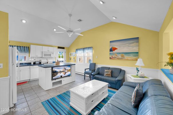 Interior, Kitchen, Living room, Recessed Lighting