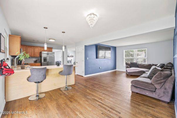 Interior, Kitchen, Living room, Pendant Lights, Wood Texture Flooring