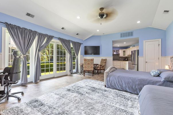 Bedroom, Dining room, Interior, Kitchen, Recessed Lighting