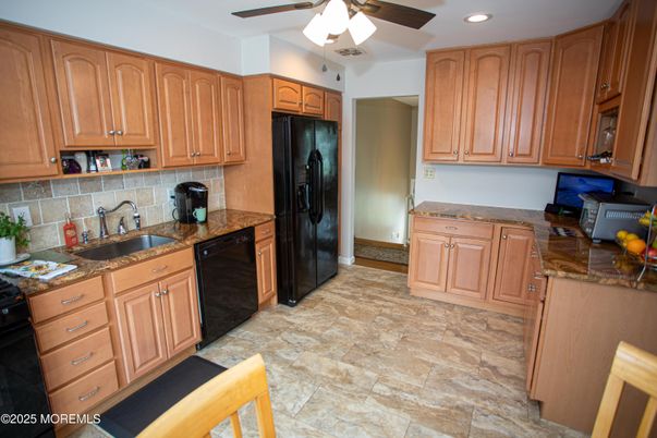 Interior, Kitchen, Recessed Lighting