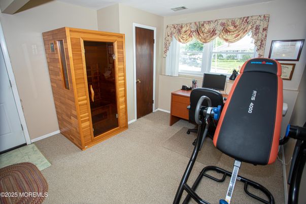 Home Office, Interior