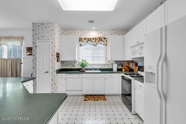 Interior, Kitchen, Recessed Lighting
