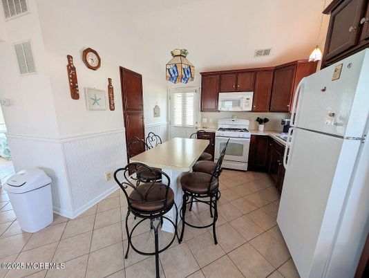 Dining room, Interior, Kitchen, Pendant Lights
