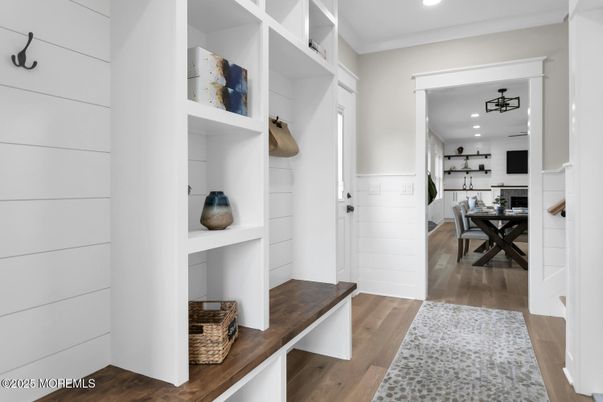 Interior, Recessed Lighting, Walk-in Closets, Wood Texture Flooring