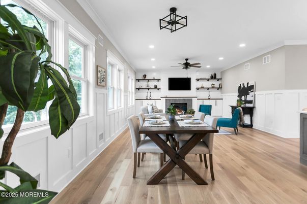 Dining room, Fireplace, Interior, Recessed Lighting, Wood Texture Flooring