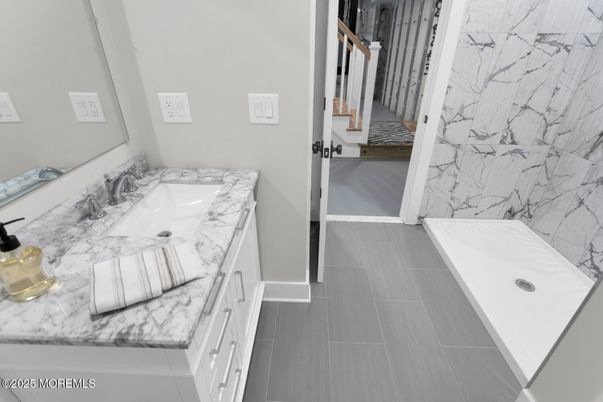 Bathroom, Interior, Marble Walls