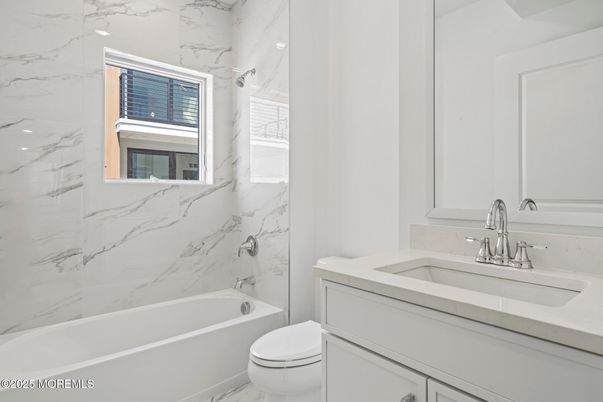 Bathroom, Interior, Marble, Marble Walls