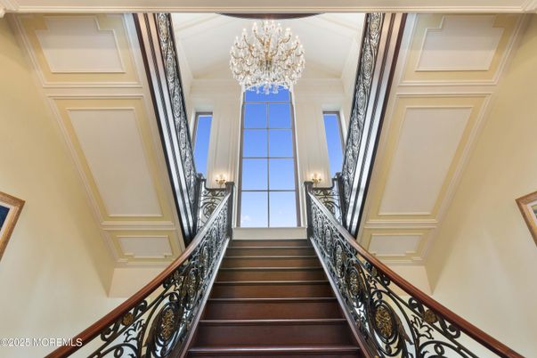 Chandelier, Interior