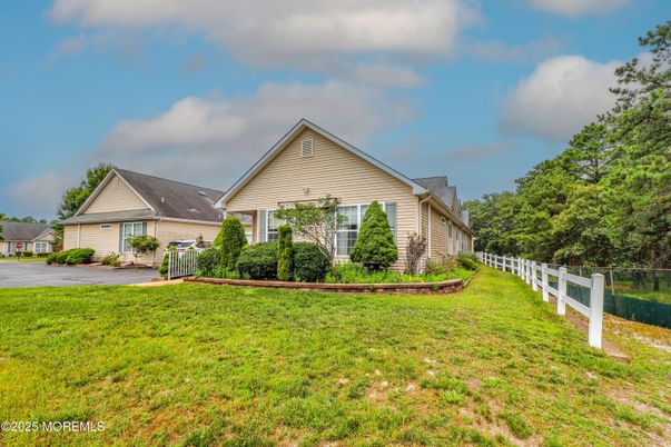 Backyard, Detached Garage, Exterior
