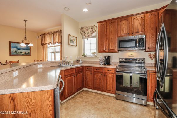 Interior, Kitchen, Pendant Lights, Recessed Lighting, Stainless Steel Appliances
