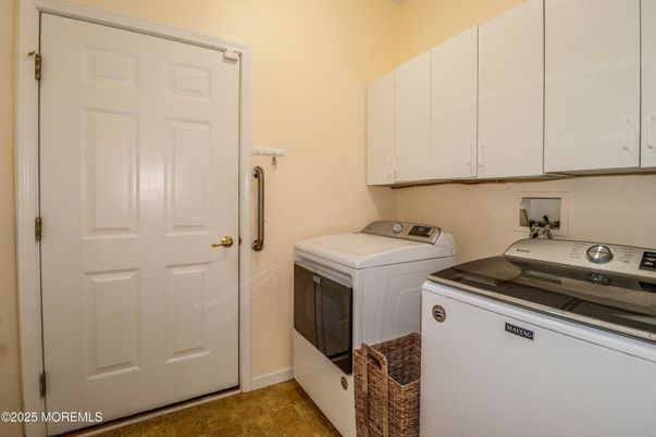 Interior, Washer