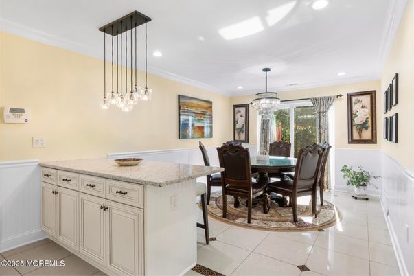 Chandelier, Dining room, Interior, Pendant Lights, Recessed Lighting