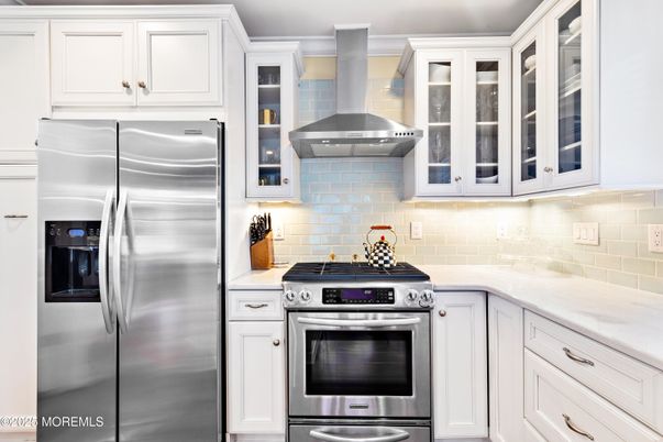 Interior, Kitchen, Stainless Steel Appliances