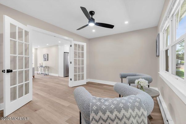 Interior, Recessed Lighting, Wood Texture Flooring