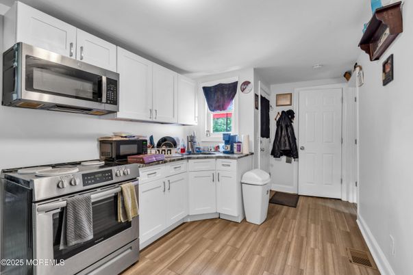 Interior, Kitchen, Stainless Steel Appliances, Wood Texture Flooring