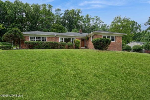 Exterior, Facade, Brick Facade, Ranch