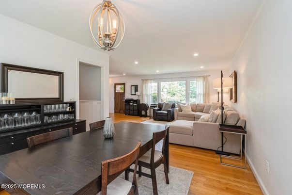 Chandelier, Dining room, Interior, Living room, Projection Screen, Recessed Lighting, Wood Texture Flooring