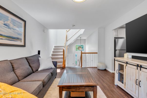 Interior, Kitchen, Living room, Pendant Lights, Stainless Steel Appliances, Wood Texture Flooring