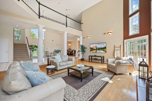 Dining room, Interior, Living room, Recessed Lighting, Wood Texture Flooring