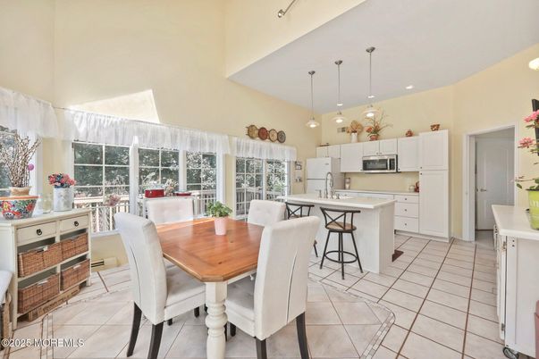 Dining room, Interior, Kitchen, Pendant Lights, Recessed Lighting